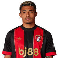 Julián Araujo